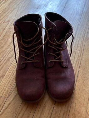 Kodiak boots size 8